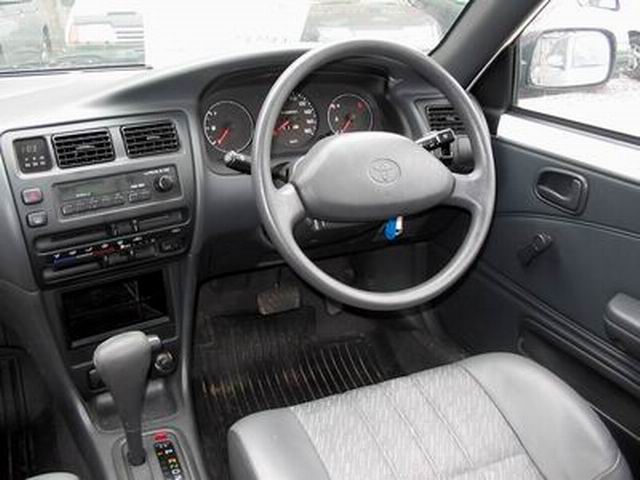 1998 Toyota Sprinter Pictures
