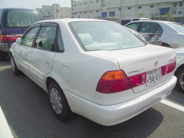 1998 Toyota Sprinter Pictures