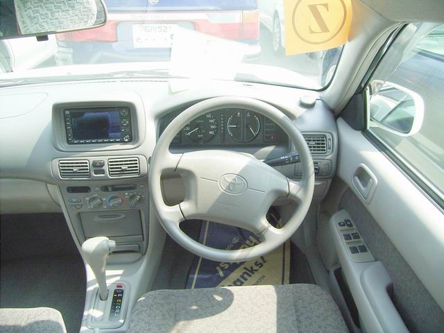 1998 Toyota Sprinter Pictures