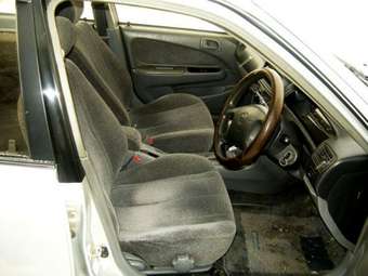 1998 Toyota Sprinter Pictures