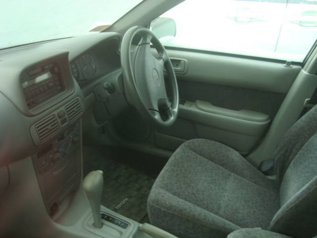 2000 Toyota Sprinter