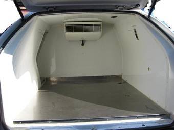 2002 Toyota Sprinter Photos