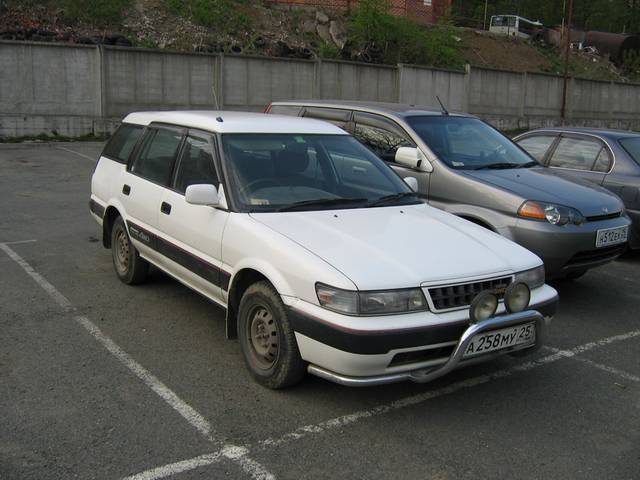 1990 Toyota Sprinter Carib
