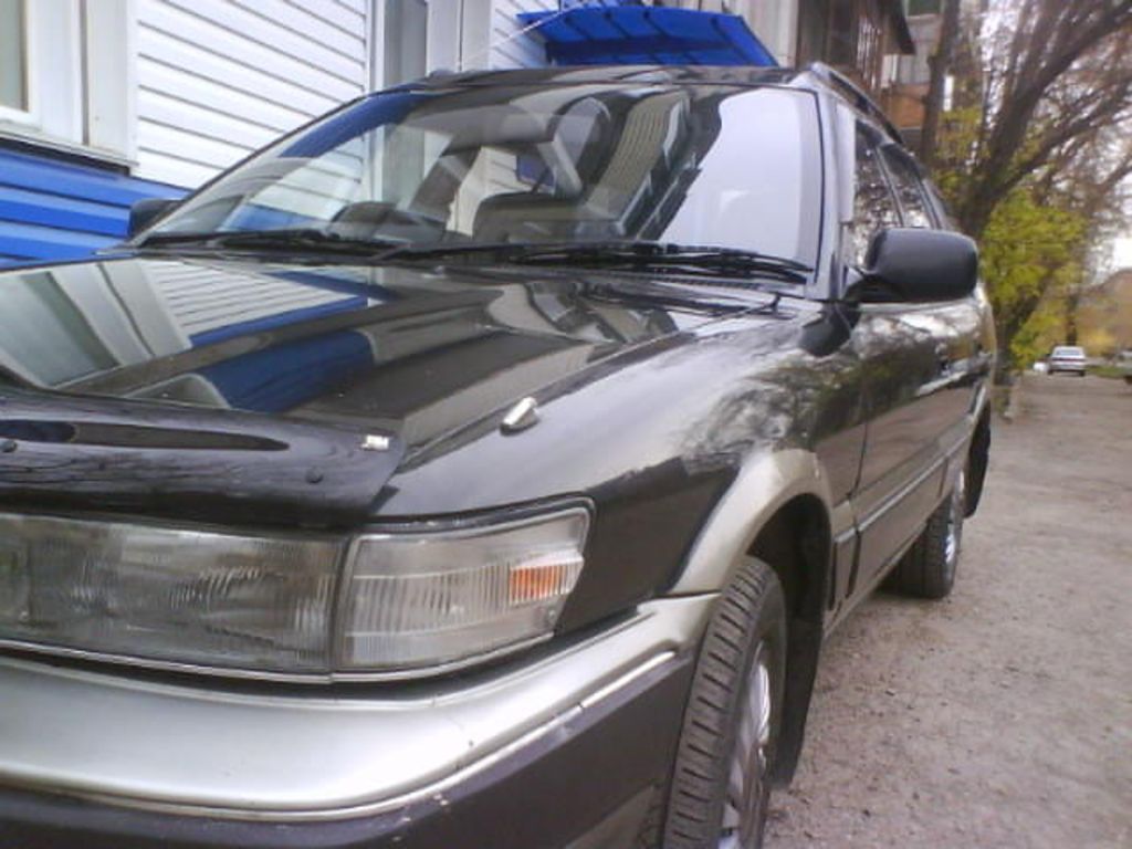 1990 Toyota Sprinter Carib