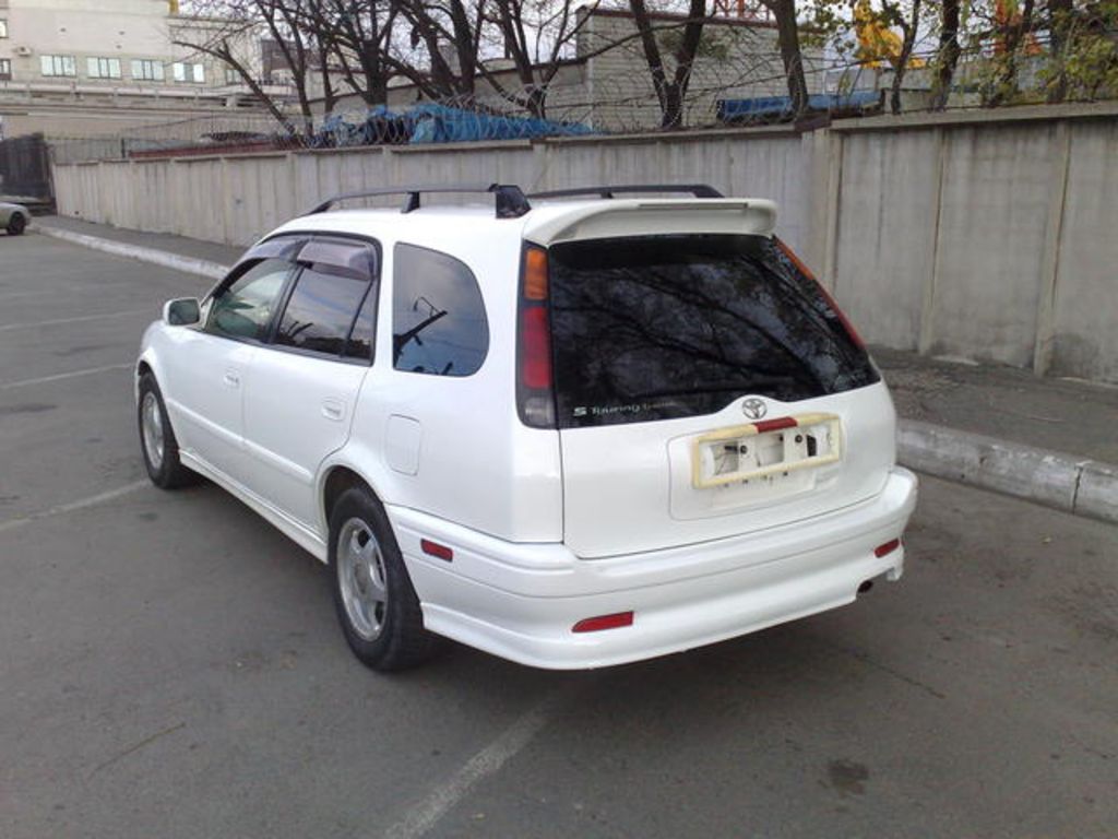 1998 Toyota Sprinter Carib