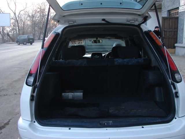 1998 Toyota Sprinter Carib