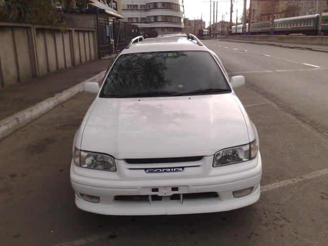 1998 Toyota Sprinter Carib