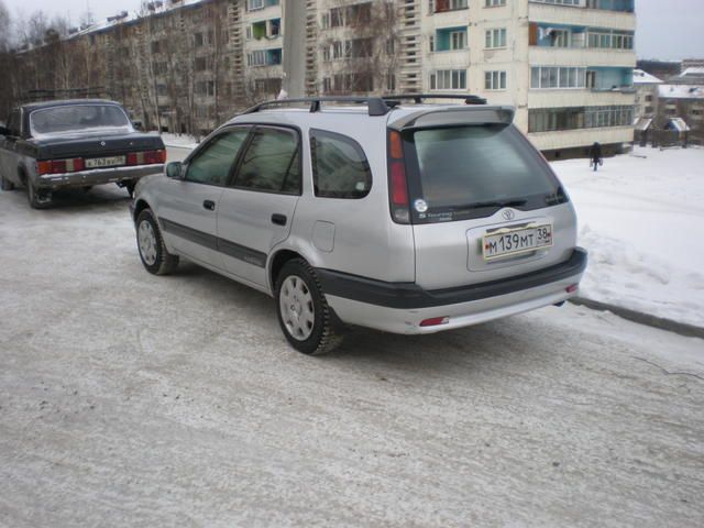 1998 Toyota Sprinter Carib