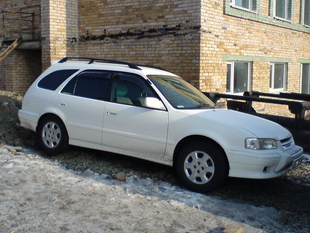 1998 Toyota Sprinter Carib
