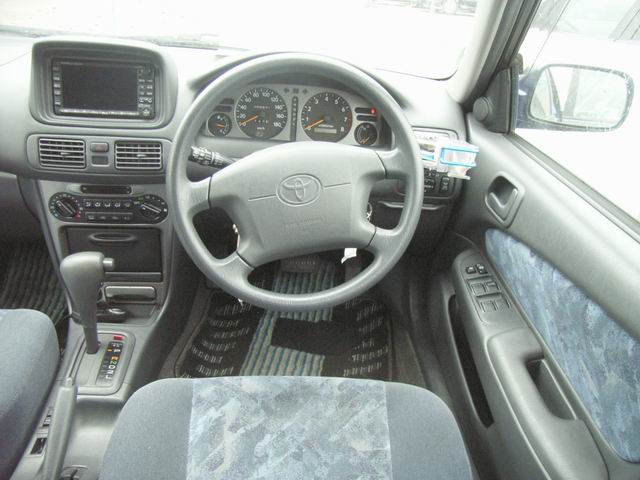 1998 Toyota Sprinter Carib Photos