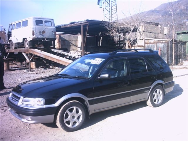 1999 Toyota Sprinter Carib