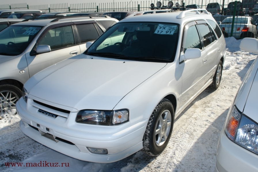 1999 Toyota Sprinter Carib Photos