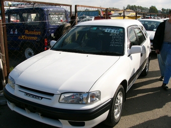 2000 Toyota Sprinter Carib