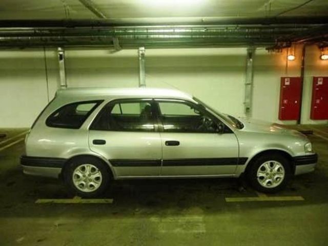 2000 Toyota Sprinter Carib