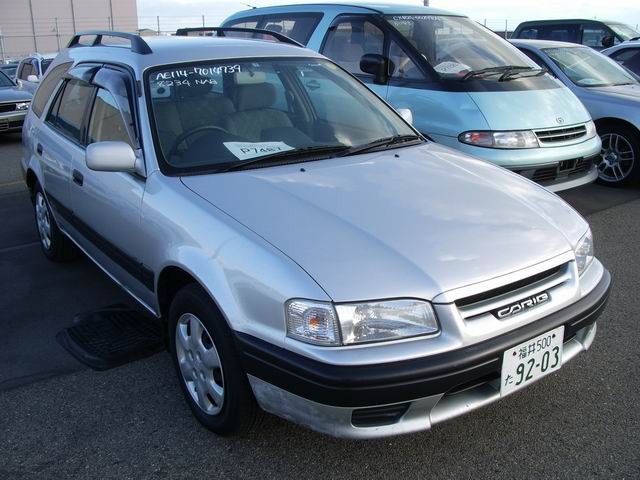 2001 Toyota Sprinter Carib Pictures