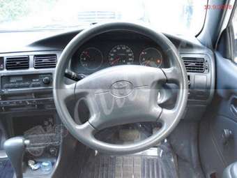 2001 Toyota Sprinter Van Wallpapers