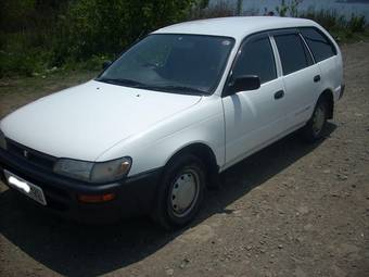 2002 Toyota Sprinter Van Pics