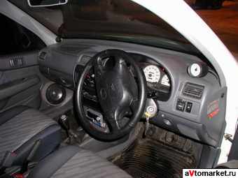 1997 Toyota Starlet Photos