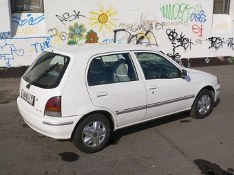 Toyota starlet 1998