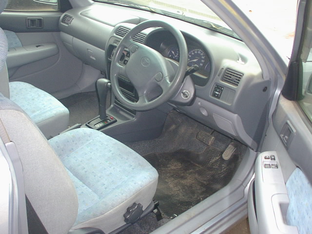 1998 Toyota Starlet Pictures