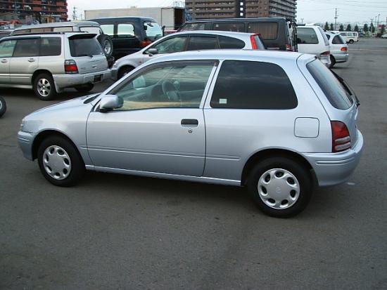 1999 Toyota Starlet Photos