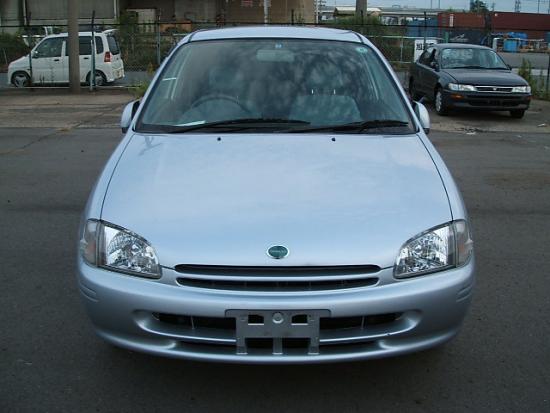 1999 Toyota Starlet Photos