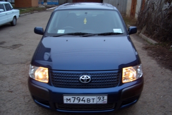 2002 Toyota Succeed