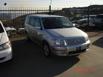 2002 Toyota Succeed
