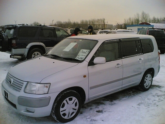 2002 Toyota Succeed