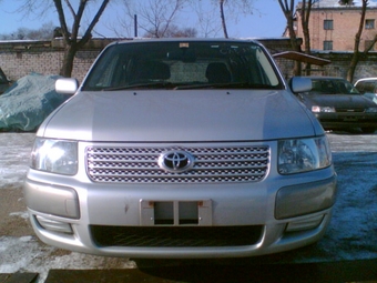 2002 Toyota Succeed