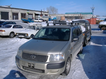 2002 Toyota Succeed