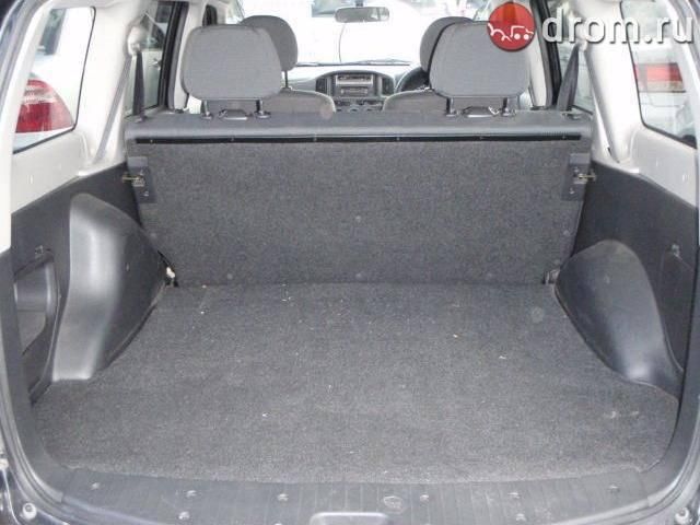 2002 Toyota Succeed