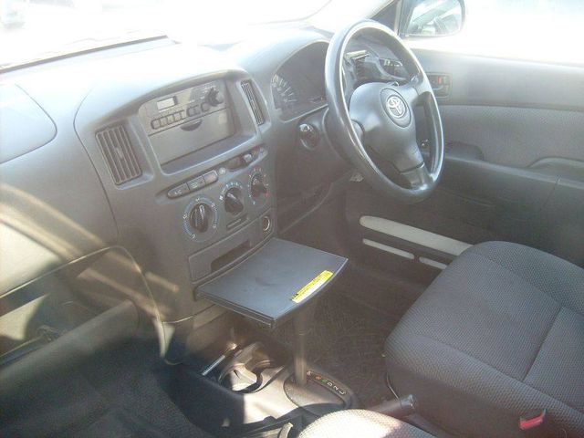 2002 Toyota Succeed