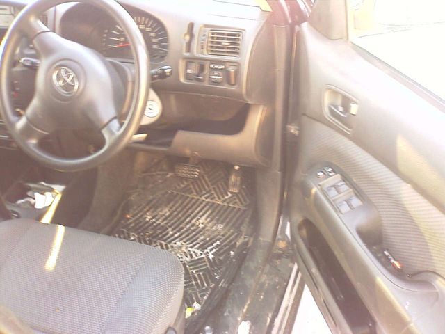 2002 Toyota Succeed