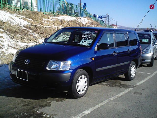 2002 Toyota Succeed