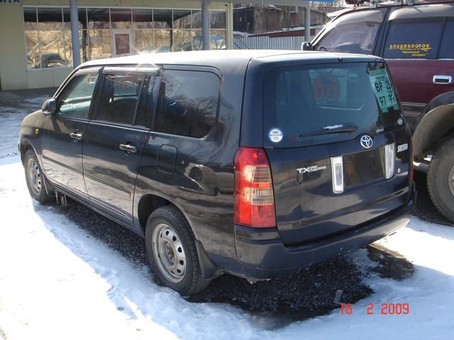 2002 Toyota Succeed