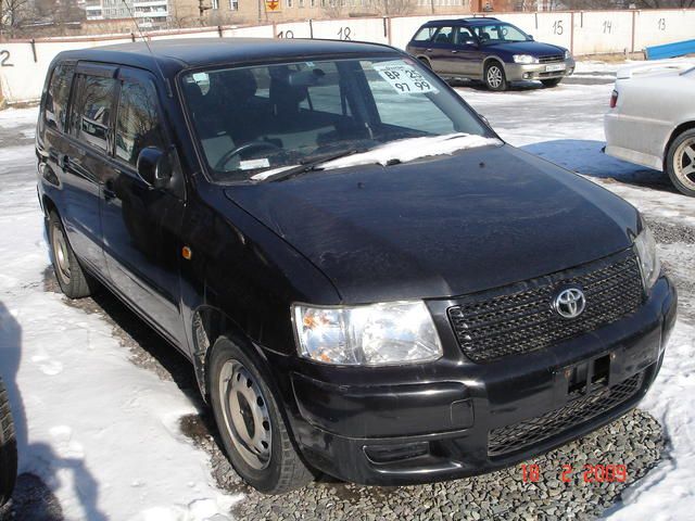2002 Toyota Succeed