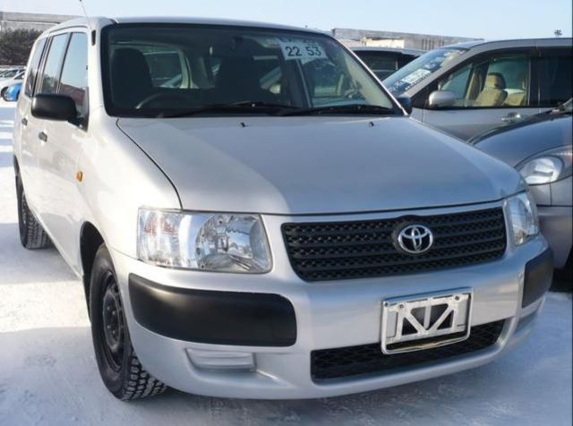 2002 Toyota Succeed