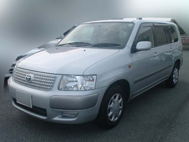 2002 Toyota Succeed Photos