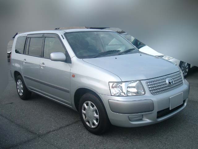 2002 Toyota Succeed Pictures