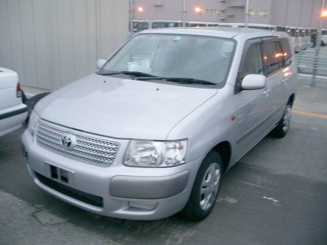2002 Toyota Succeed Pics