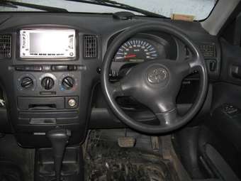 2002 Toyota Succeed Photos