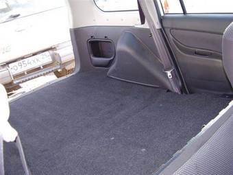 2002 Toyota Succeed Photos