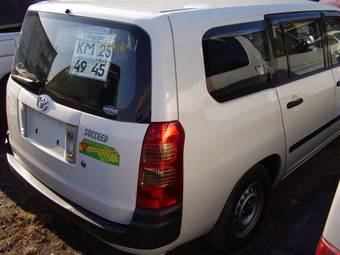 2002 Toyota Succeed Pictures