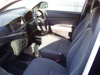 2002 Toyota Succeed Photos