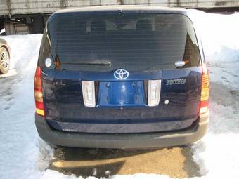 2002 Toyota Succeed Pictures