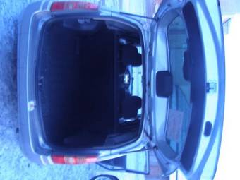 2002 Toyota Succeed Pictures
