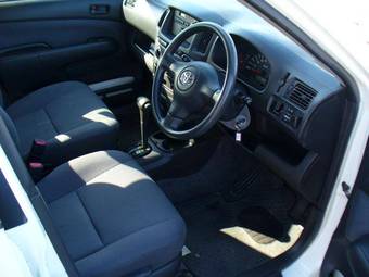 2002 Toyota Succeed Photos