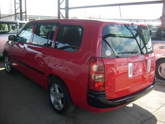 2002 Toyota Succeed Pictures