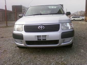 2002 Toyota Succeed Photos